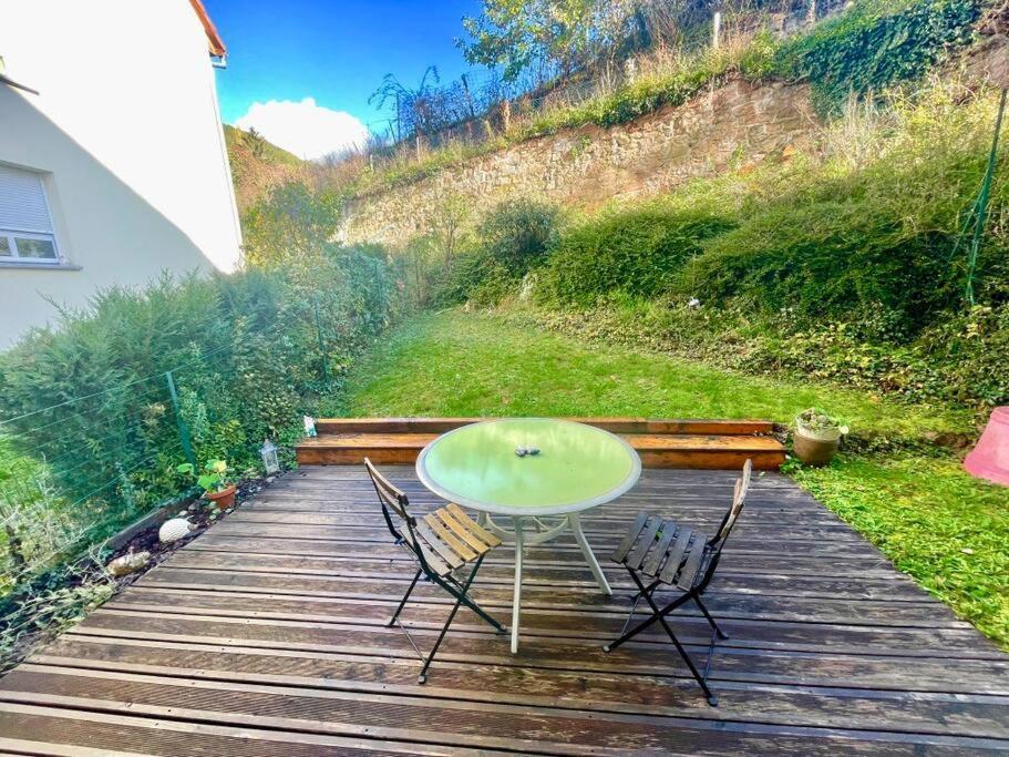 Au Nid De Cigogne Avec Garage A Appartement